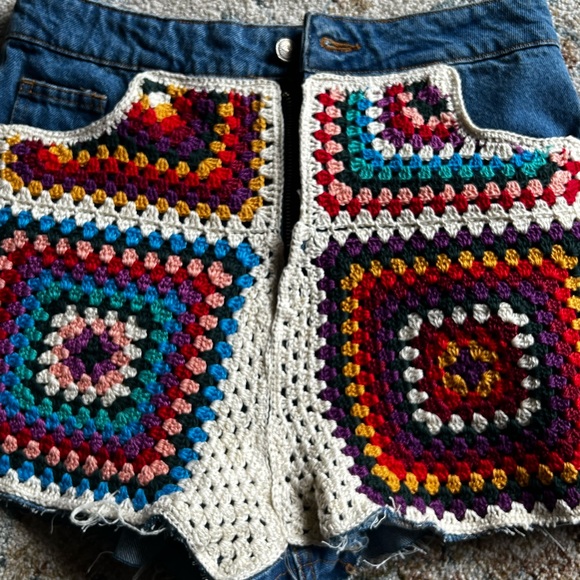 Farm Rio Crochet Rainbow Denim Shorts NWT - Picture 9 of 9